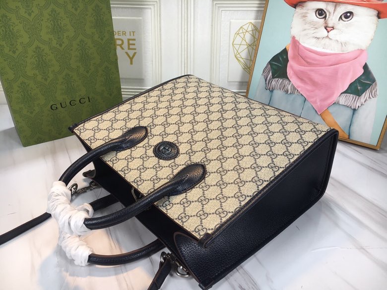 Gucci Shopping Bags